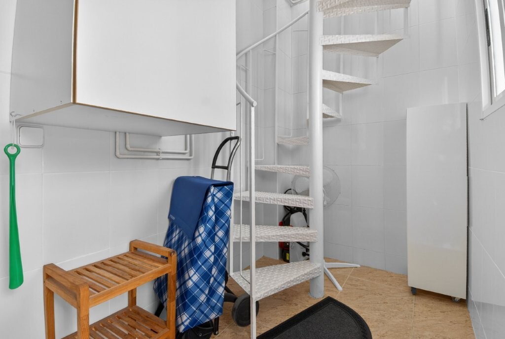 2 Bed, 1 Bath, ApartmentFor Sale, Torrevieja, Alicante