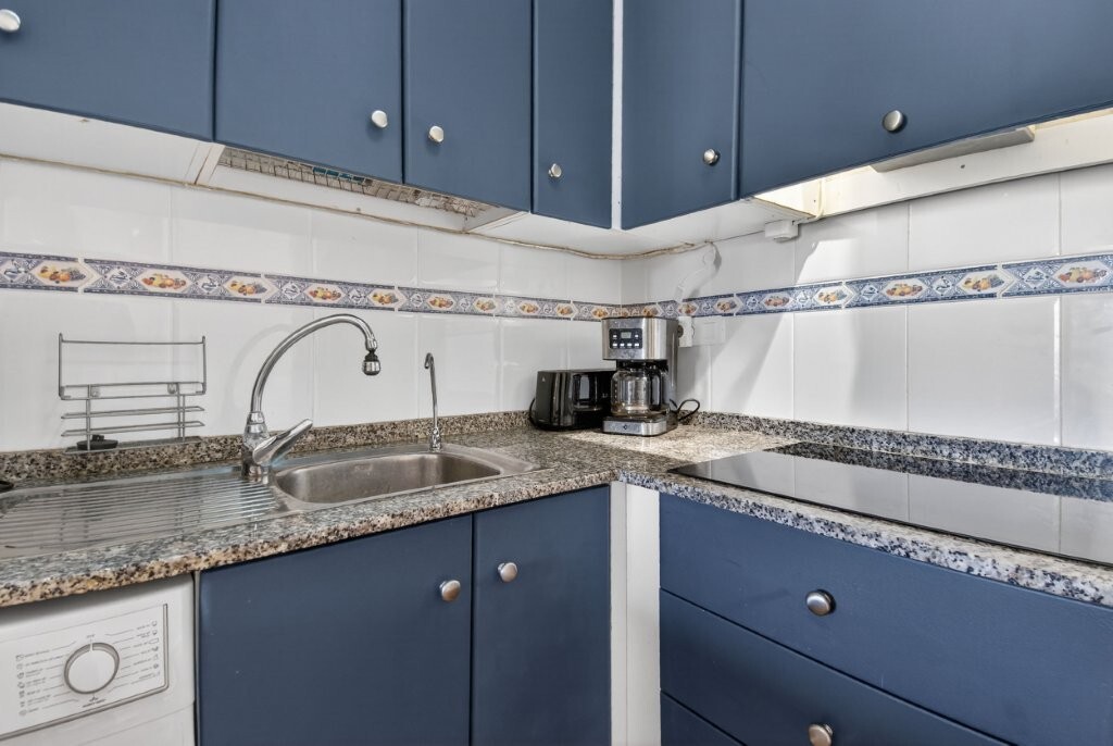 2 Bed, 1 Bath, ApartmentFor Sale, Torrevieja, Alicante