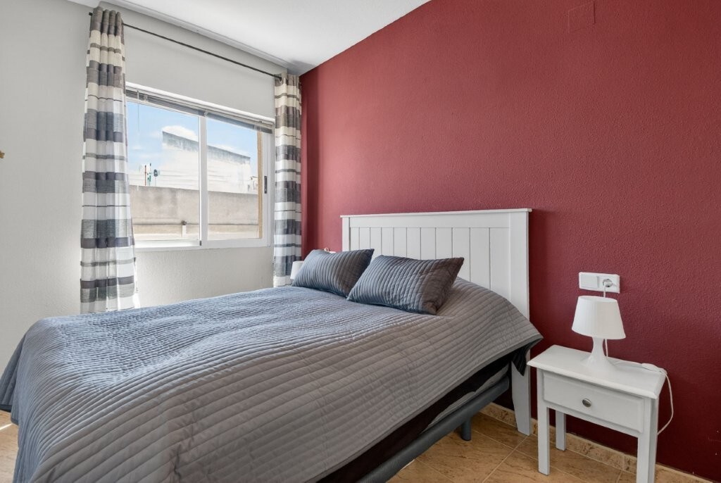 2 Bed, 1 Bath, ApartmentFor Sale, Torrevieja, Alicante