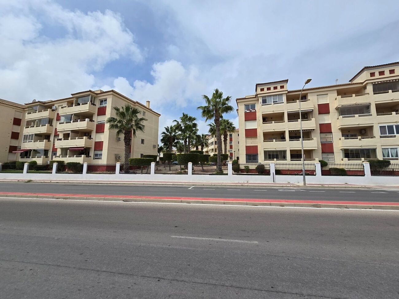 2 Bed, 2 Bath, ApartmentFor Sale, Orihuela Costa, Alicante