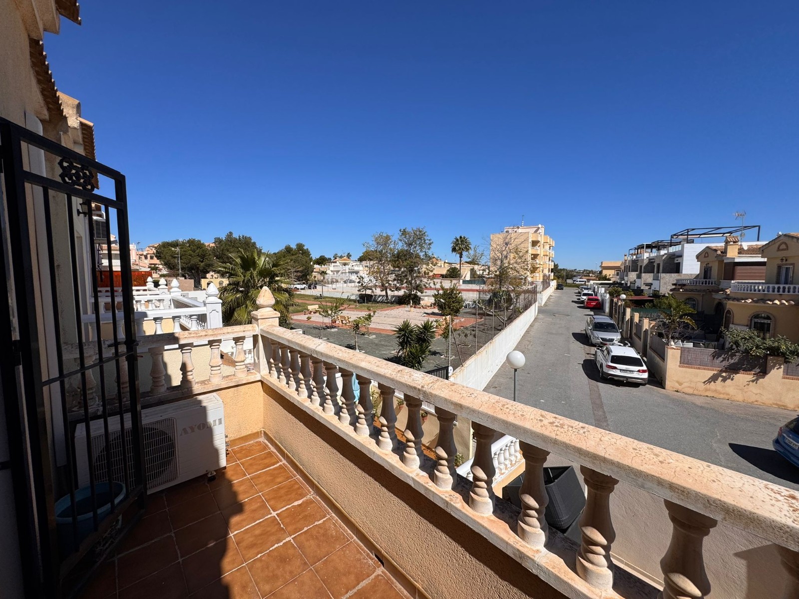 3 Bed, 2 Bath, HouseFor Sale, Campoamor, Alicante