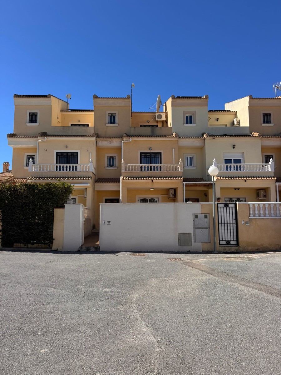 3 Bed, 2 Bath, HouseFor Sale, Campoamor, Alicante