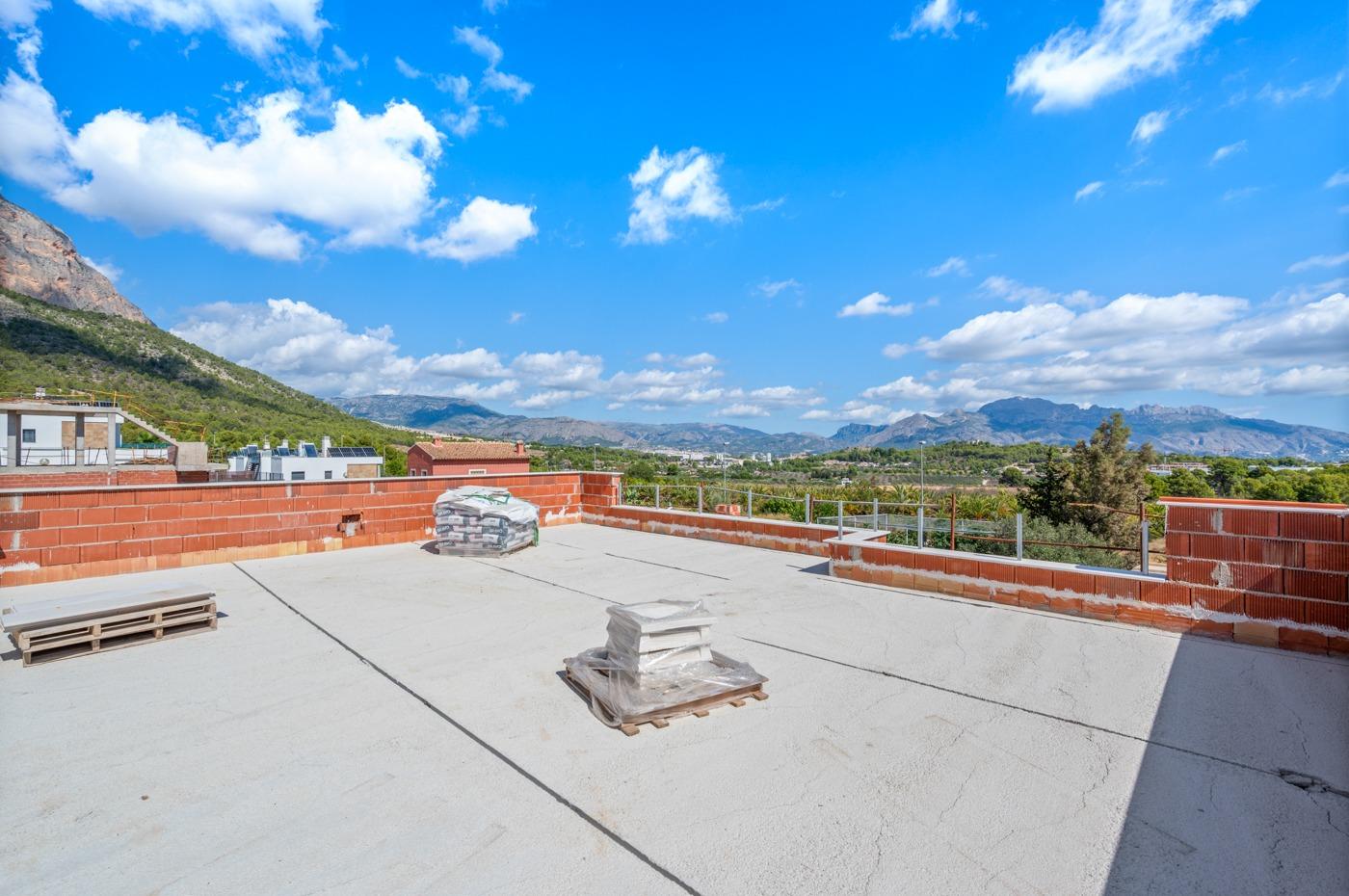 5 Bed, 3 Bath, HouseFor Sale, Polop, Alicante