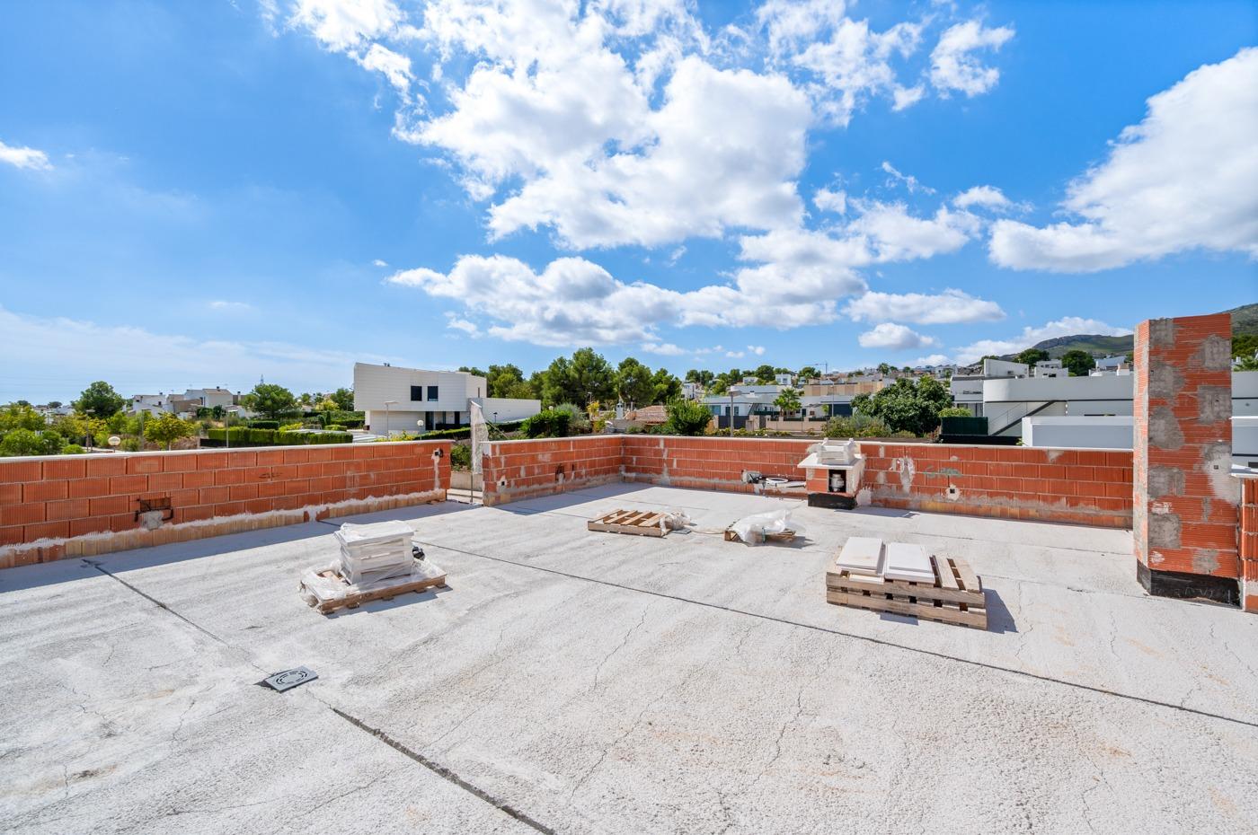 5 Bed, 3 Bath, HouseFor Sale, Polop, Alicante