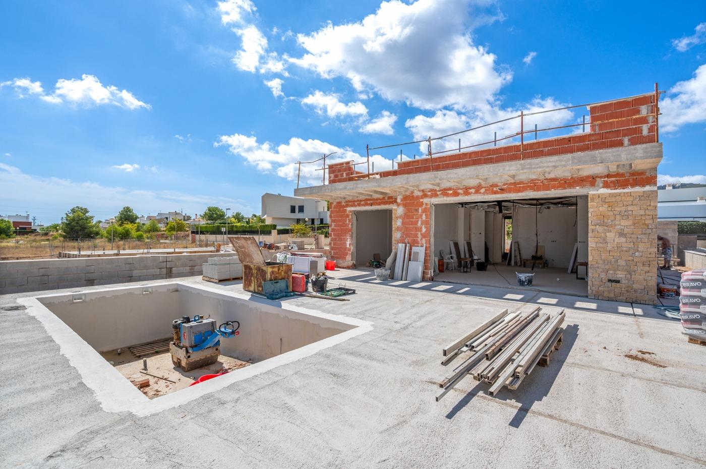 5 Bed, 2 Bath, HouseFor Sale, Polop, Alicante