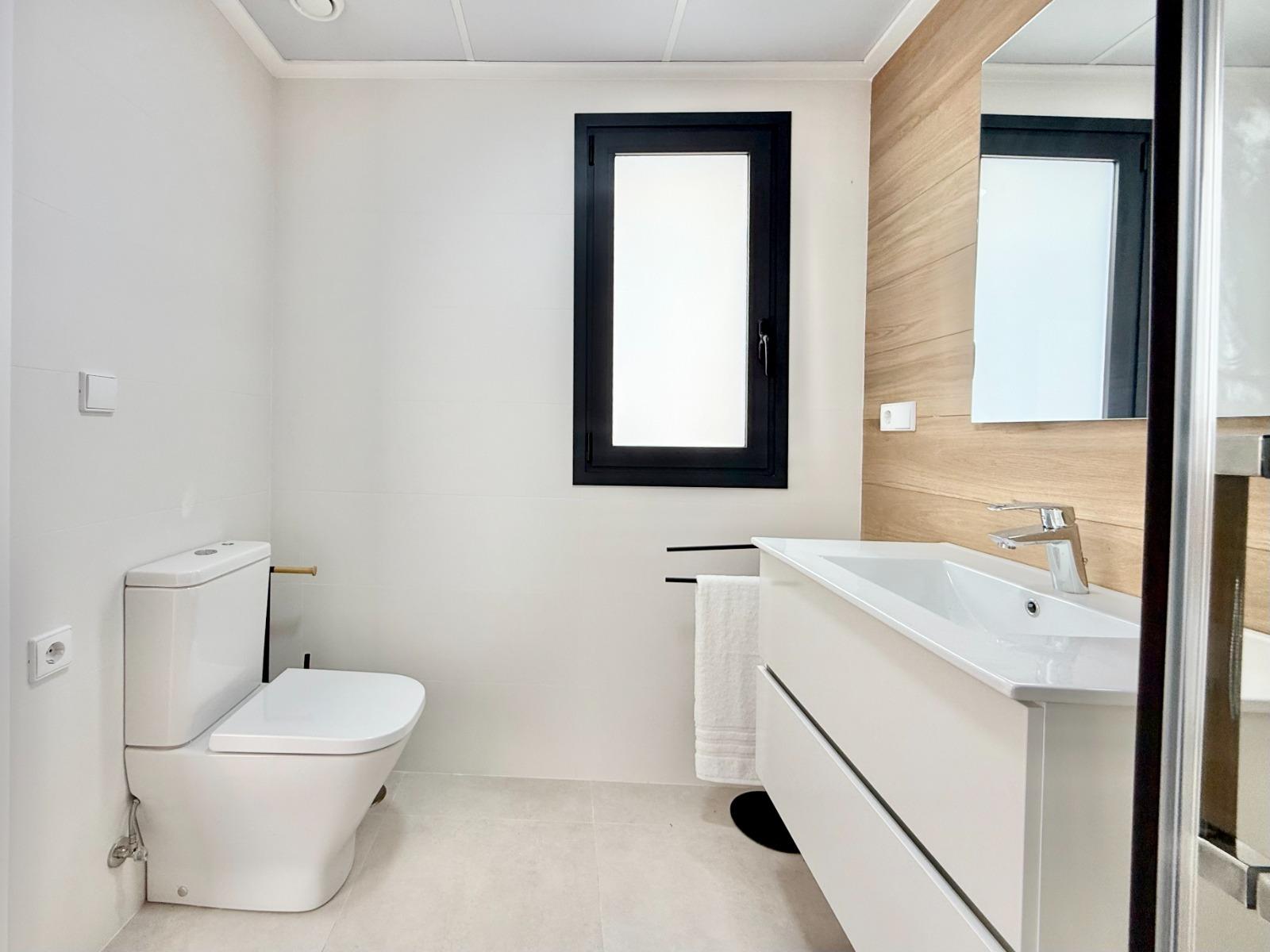 2 Bed, 2 Bath, HouseFor Sale, Cox, Alicante