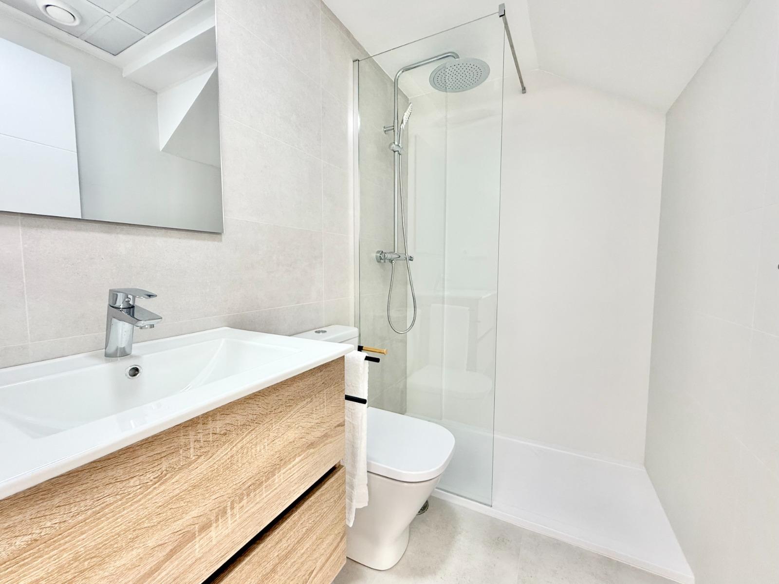 3 Bed, 2 Bath, HouseFor Sale, Cox, Alicante