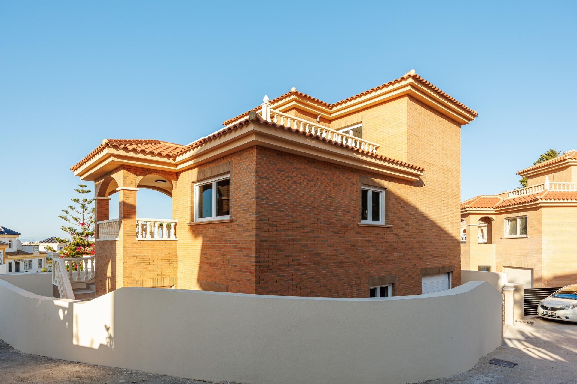 4 Bed, 3 Bath, HouseFor Sale, Rojales, Alicante