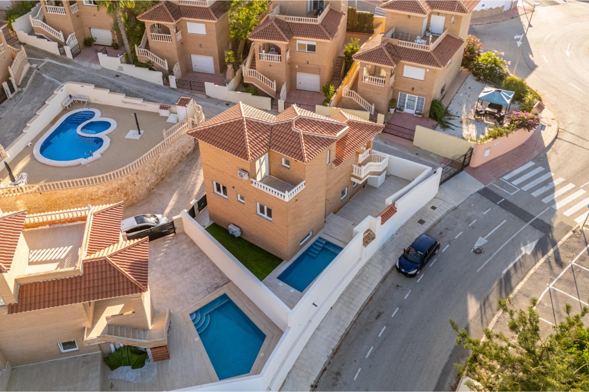 4 Bed, 3 Bath, HouseFor Sale, Rojales, Alicante