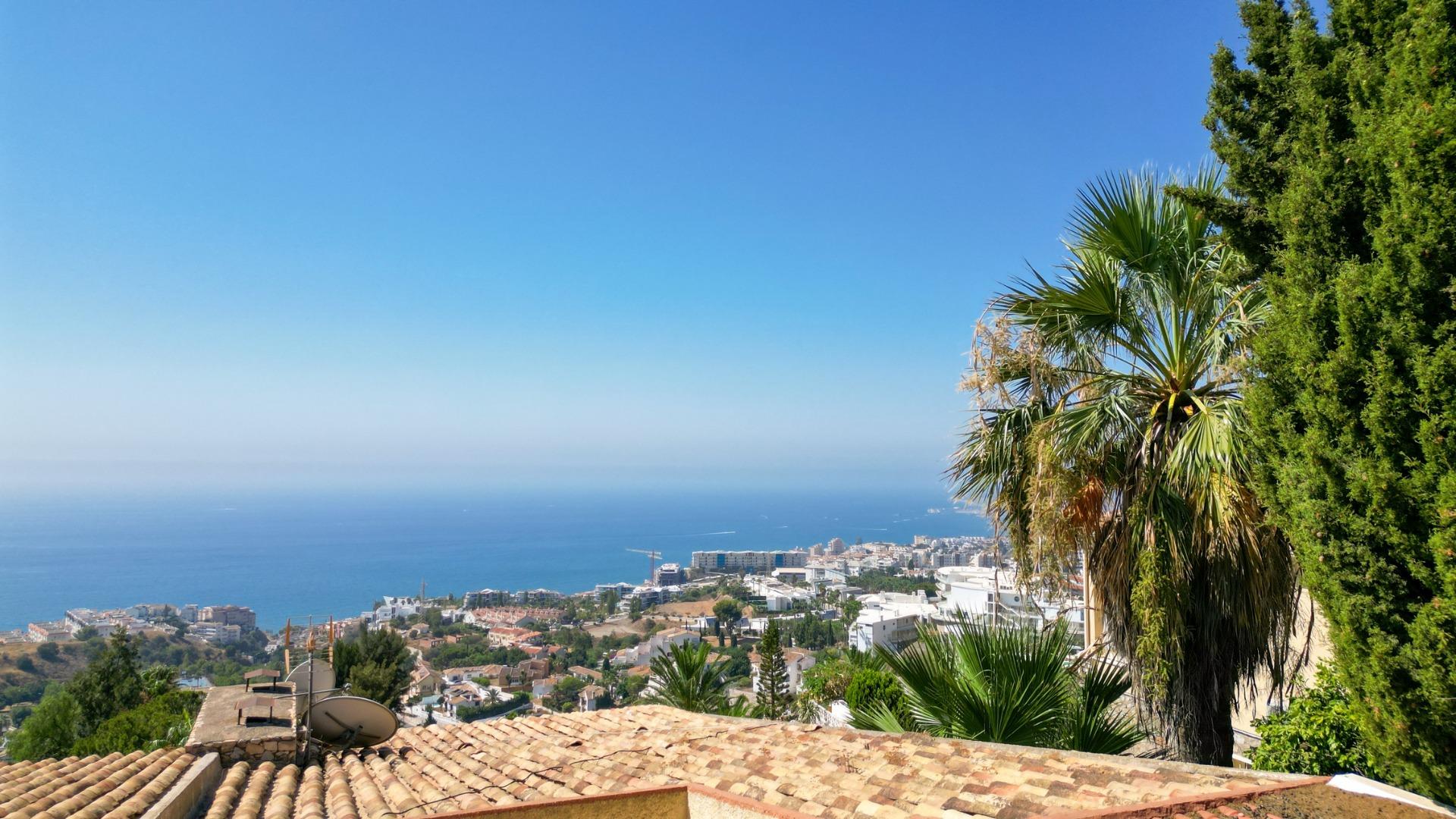 4 Bed, 4 Bath, HouseFor Sale, Benalmadena, Malaga