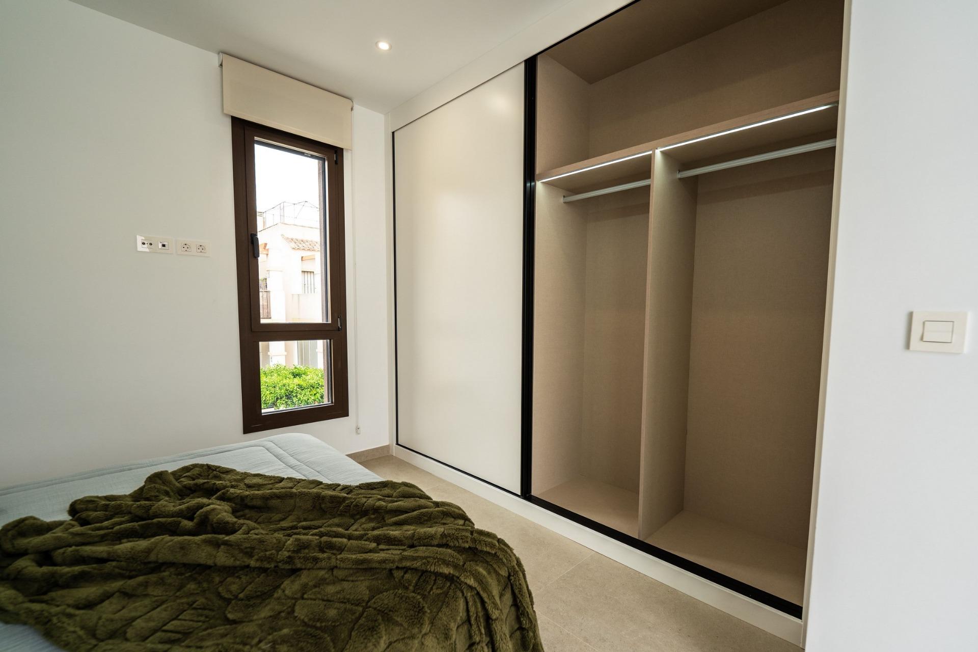 4 Bed, 3 Bath, HouseFor Sale, Almoradi, Alicante