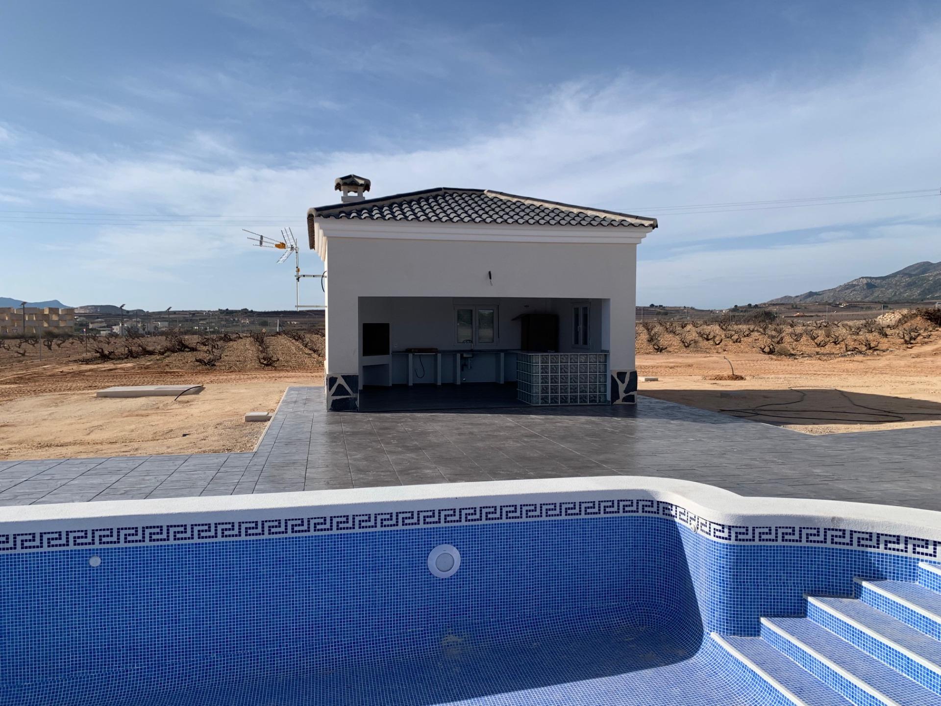 4 Bed, 3 Bath, HouseFor Sale, Pinoso, Alicante