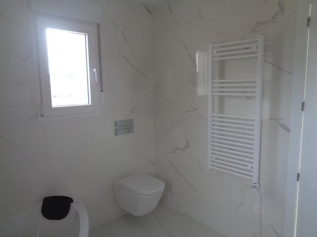 4 Bed, 3 Bath, HouseFor Sale, Pinoso, Alicante