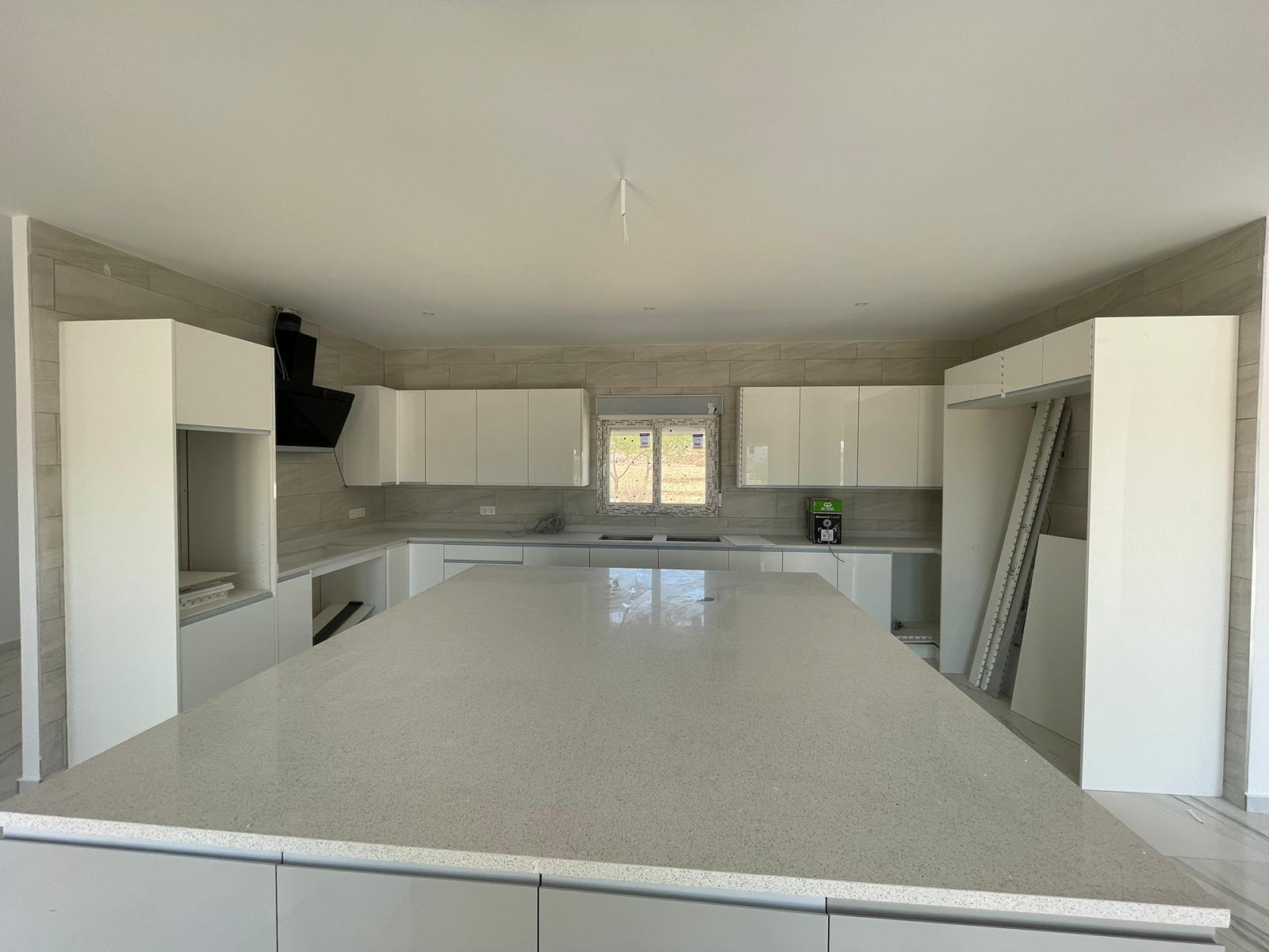 6 Bed, 4 Bath, HouseFor Sale, Pinoso, Alicante