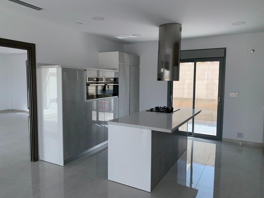 4 Bed, 3 Bath, HouseFor Sale, Pinoso, Alicante
