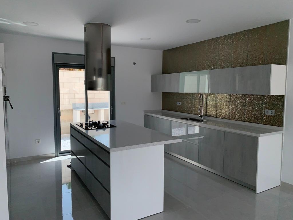 4 Bed, 3 Bath, HouseFor Sale, Pinoso, Alicante