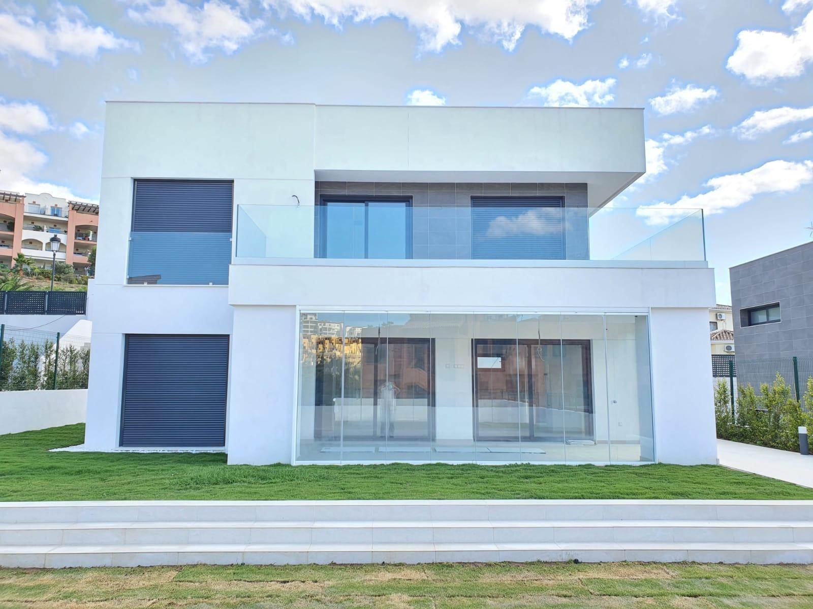 4 Bed, 3 Bath, HouseFor Sale, Manilva, Malaga