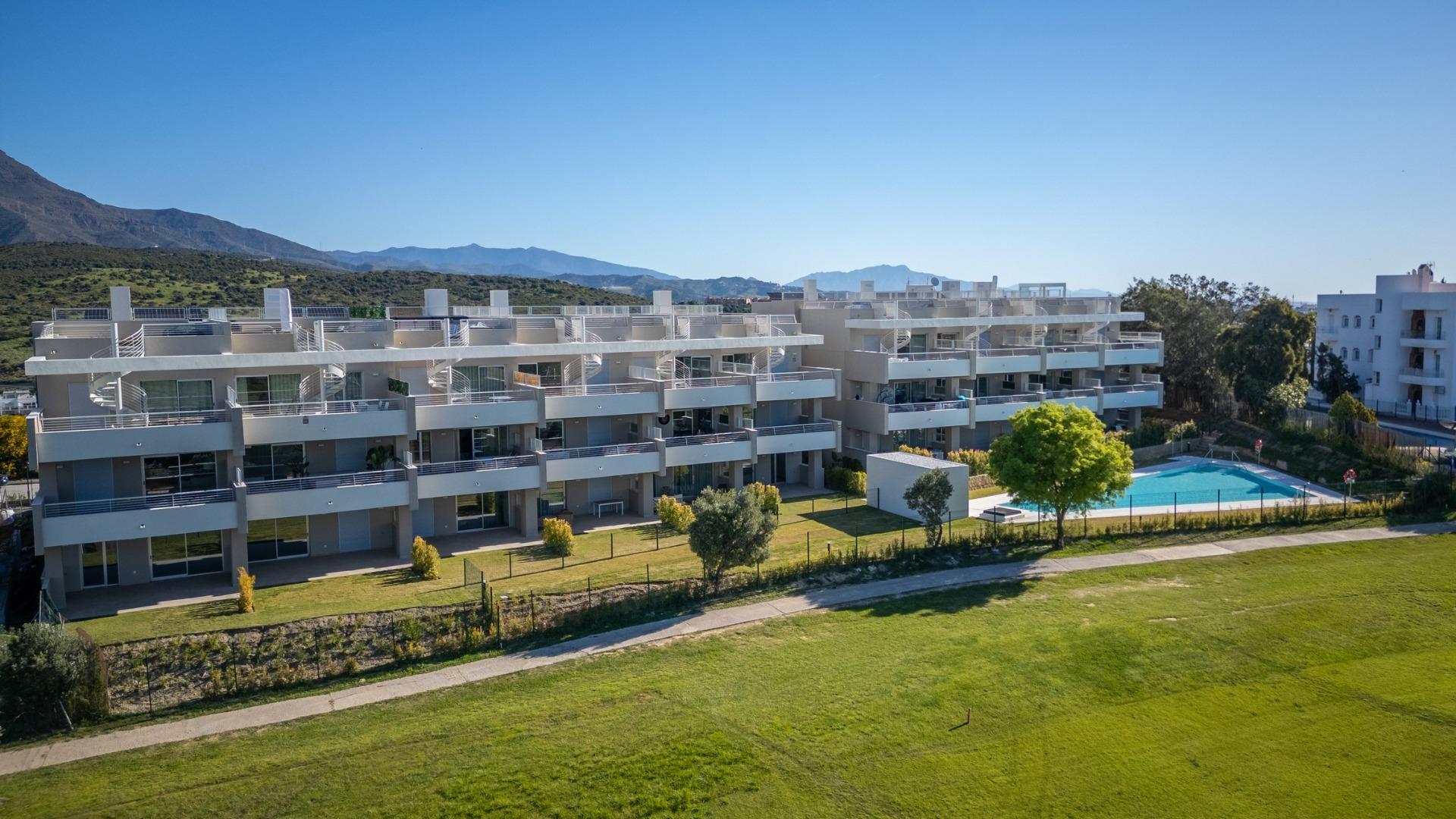 2 Bed, 2 Bath, ApartmentFor Sale, Estepona, Malaga