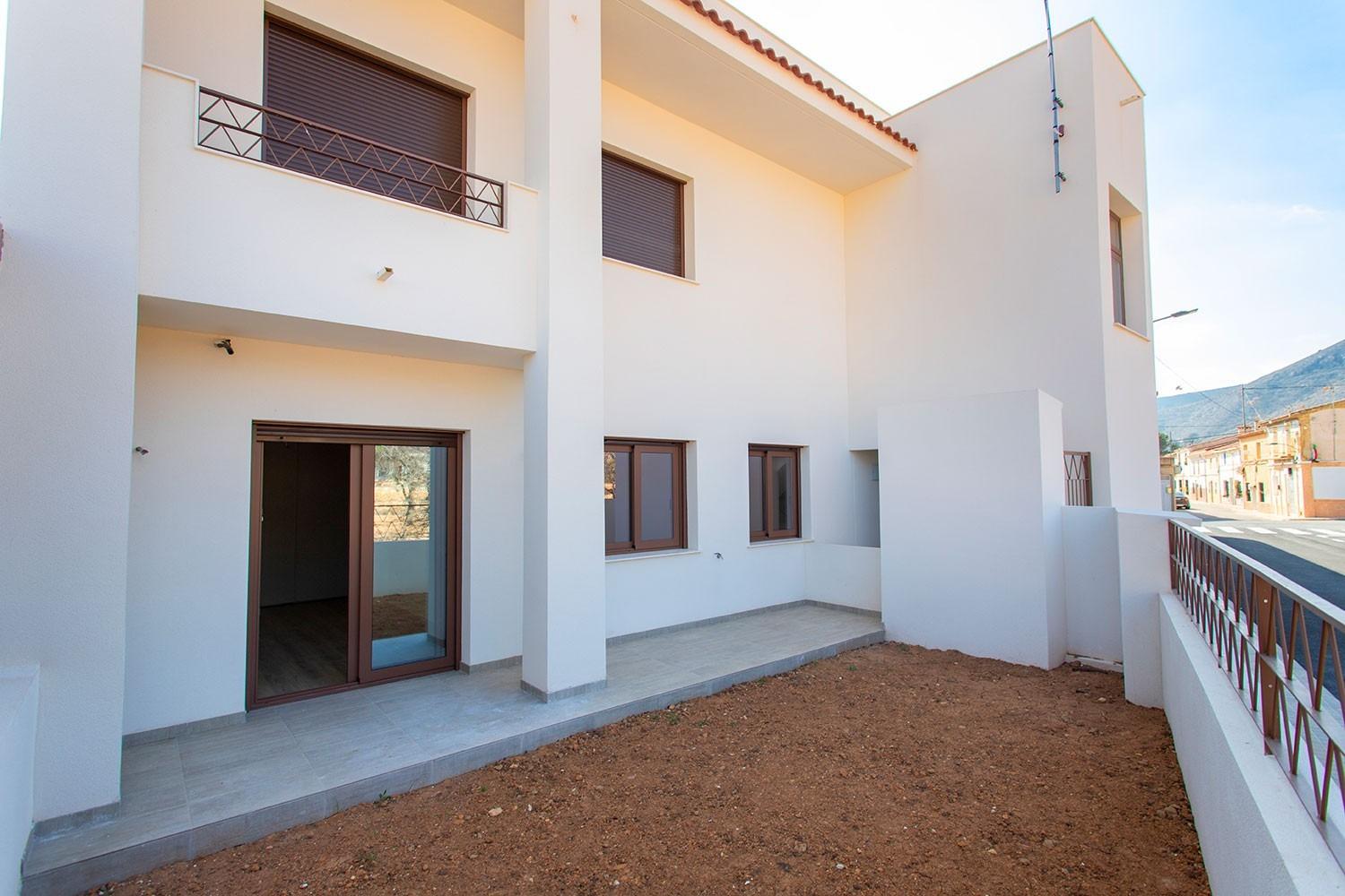 3 Bed, 2 Bath, HouseFor Sale, Hondon De Las Nieves, Alicante