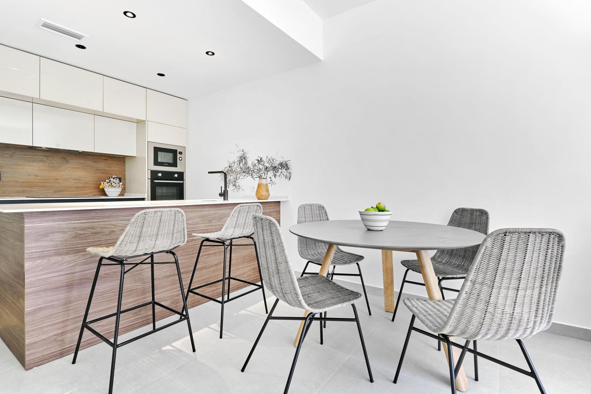 2 Bed, 2 Bath, HouseFor Sale, Torrevieja, Alicante