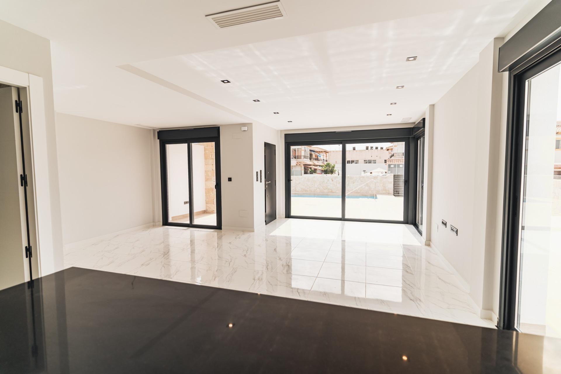 4 Bed, 3 Bath, HouseFor Sale, Orihuela Costa, Alicante