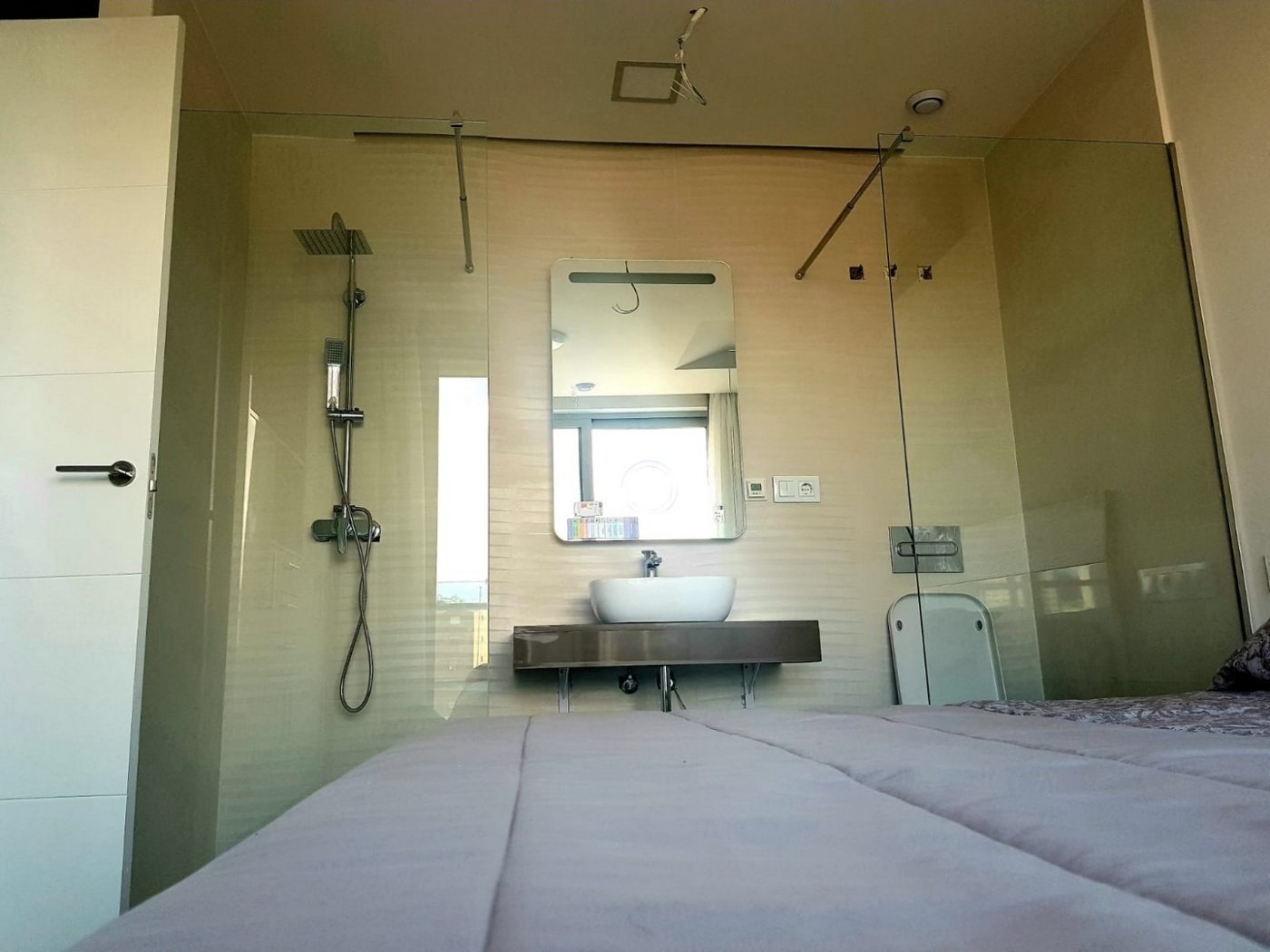 1 Bed, 2 Bath, ApartmentFor Sale, Finestrat, Alicante