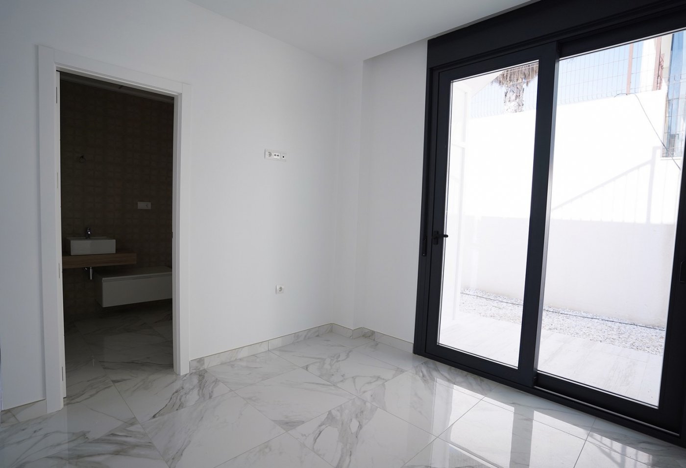 3 Bed, 2 Bath, HouseFor Sale, Polop, Alicante