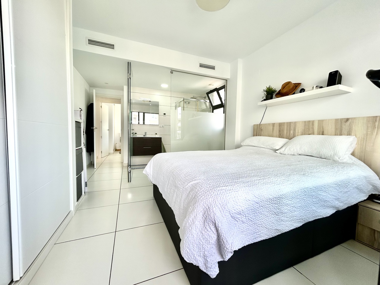 2 Bed, 2 Bath, ApartmentFor Sale, Villamartin, Alicante