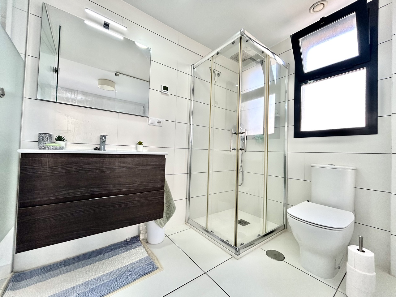 2 Bed, 2 Bath, ApartmentFor Sale, Villamartin, Alicante