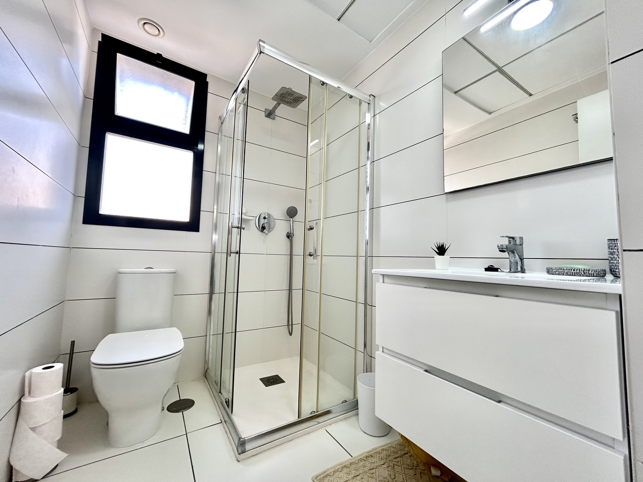 2 Bed, 2 Bath, ApartmentFor Sale, Villamartin, Alicante