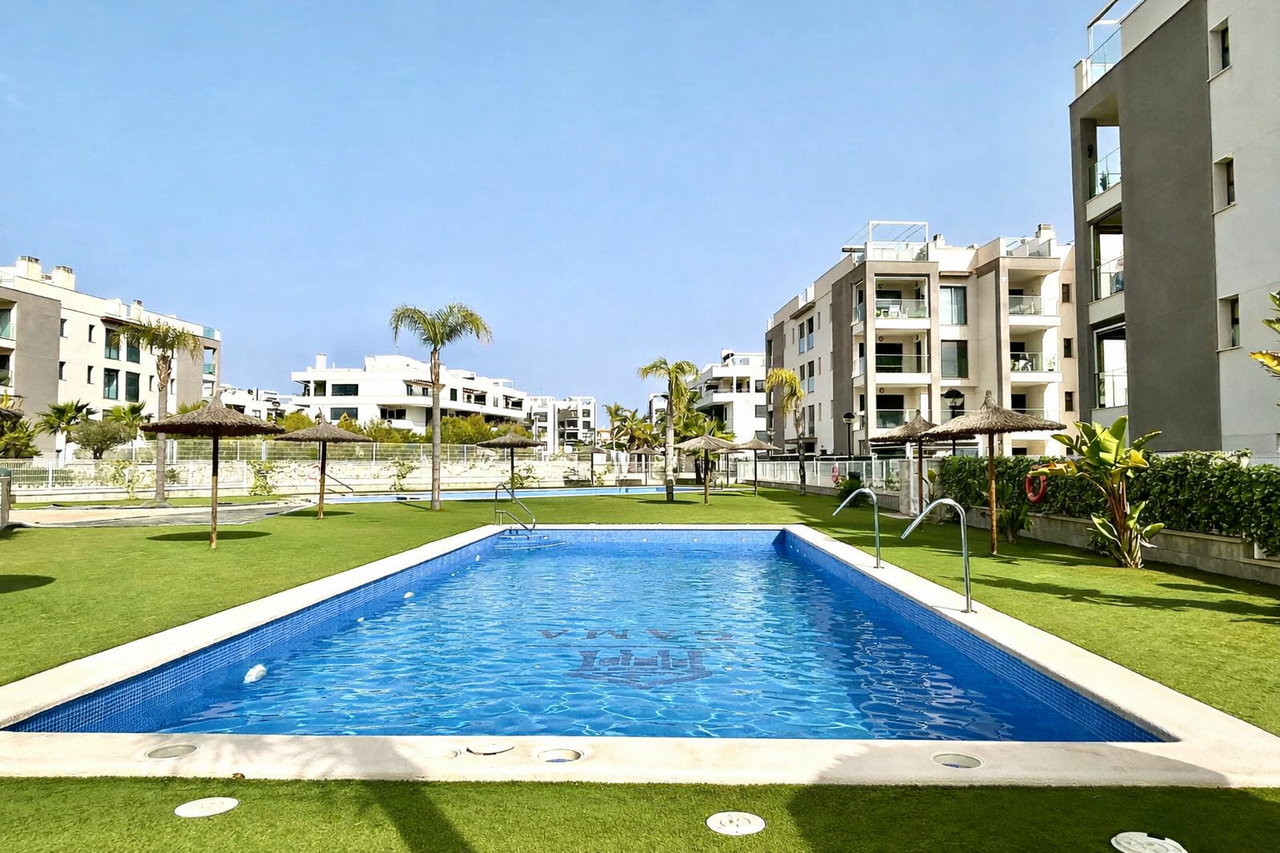 2 Bed, 2 Bath, ApartmentFor Sale, Villamartin, Alicante
