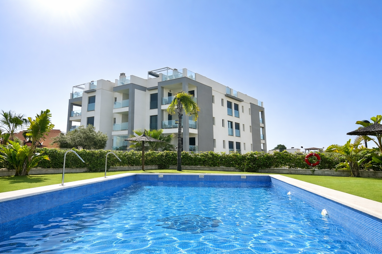 2 Bed, 2 Bath, ApartmentFor Sale, Villamartin, Alicante