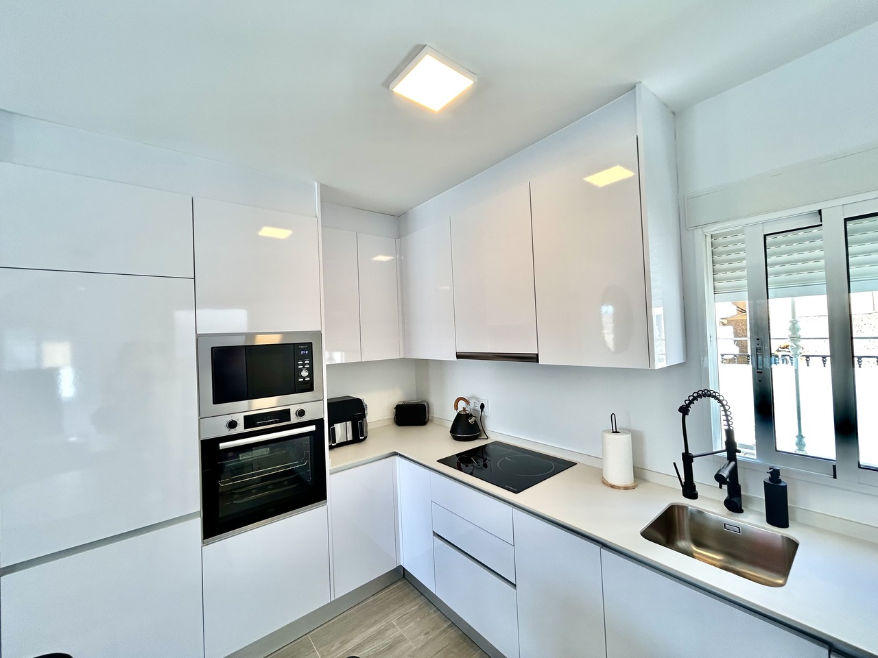 5 Bed, 4 Bath, HouseFor Sale, Villamartin, Alicante