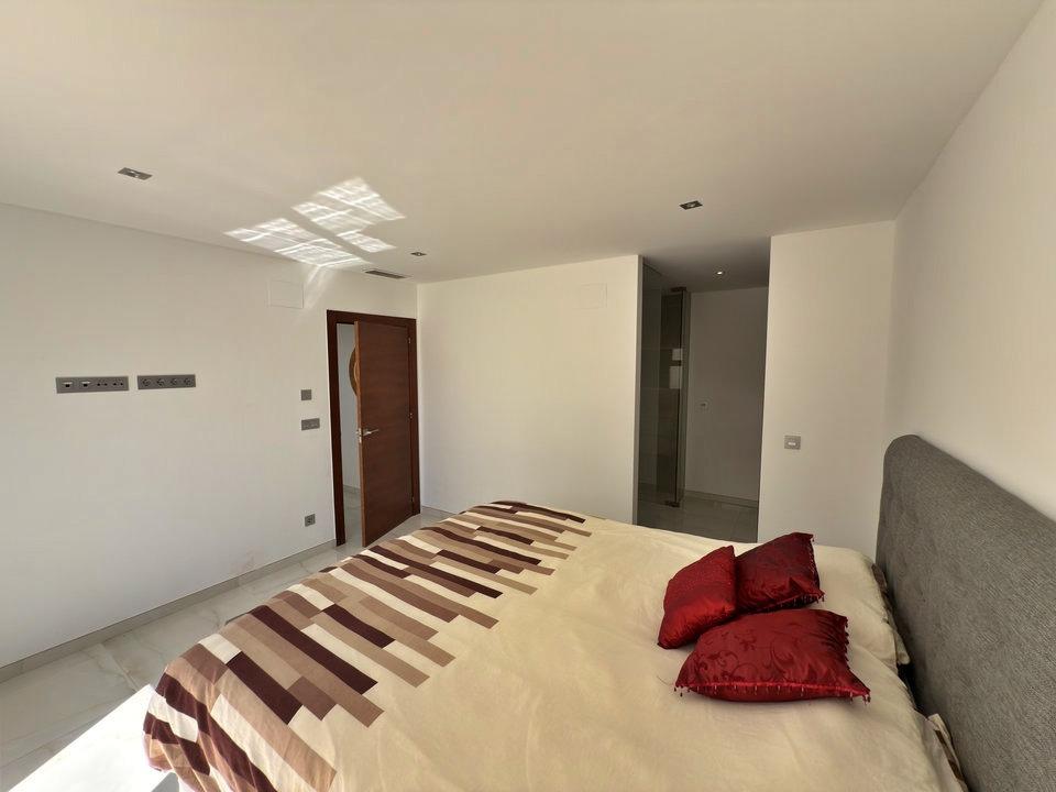 5 Bed, 5 Bath, HouseFor Sale, Orihuela Costa, Alicante