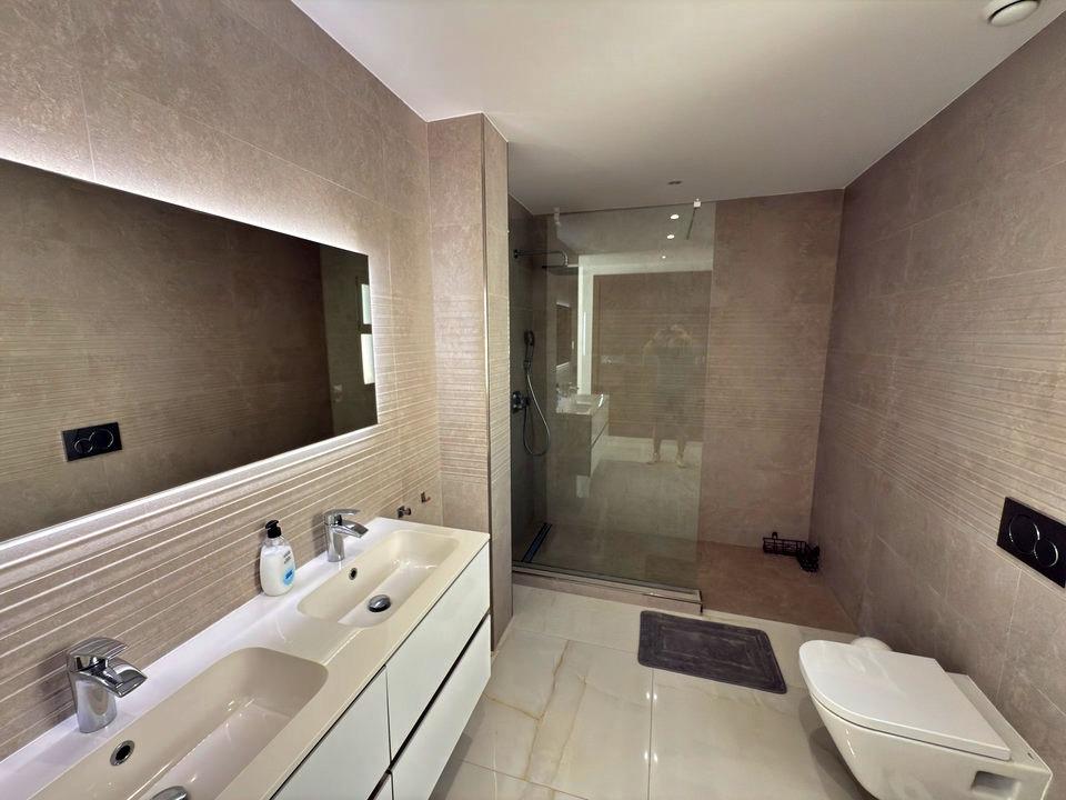 5 Bed, 5 Bath, HouseFor Sale, Orihuela Costa, Alicante