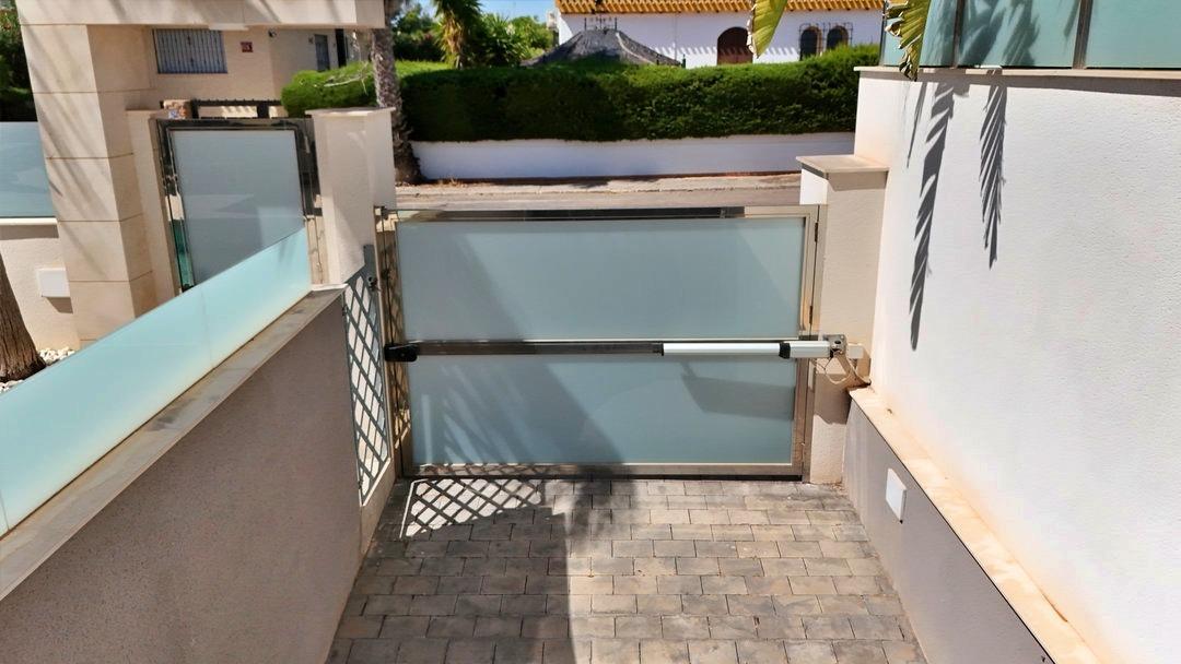 5 Bed, 5 Bath, HouseFor Sale, Orihuela Costa, Alicante