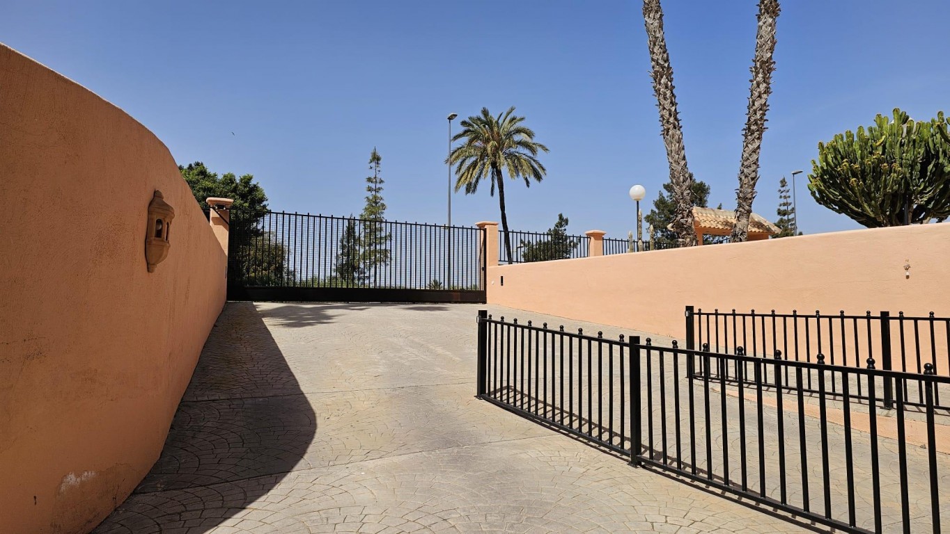 3 Bed, 2 Bath, ApartmentFor Sale, La Serena Golf, Murcia