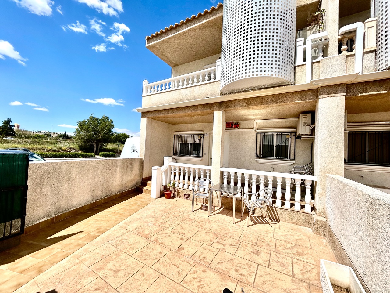 2 Bed, 1 Bath, ApartmentFor Sale, Villamartin, Alicante