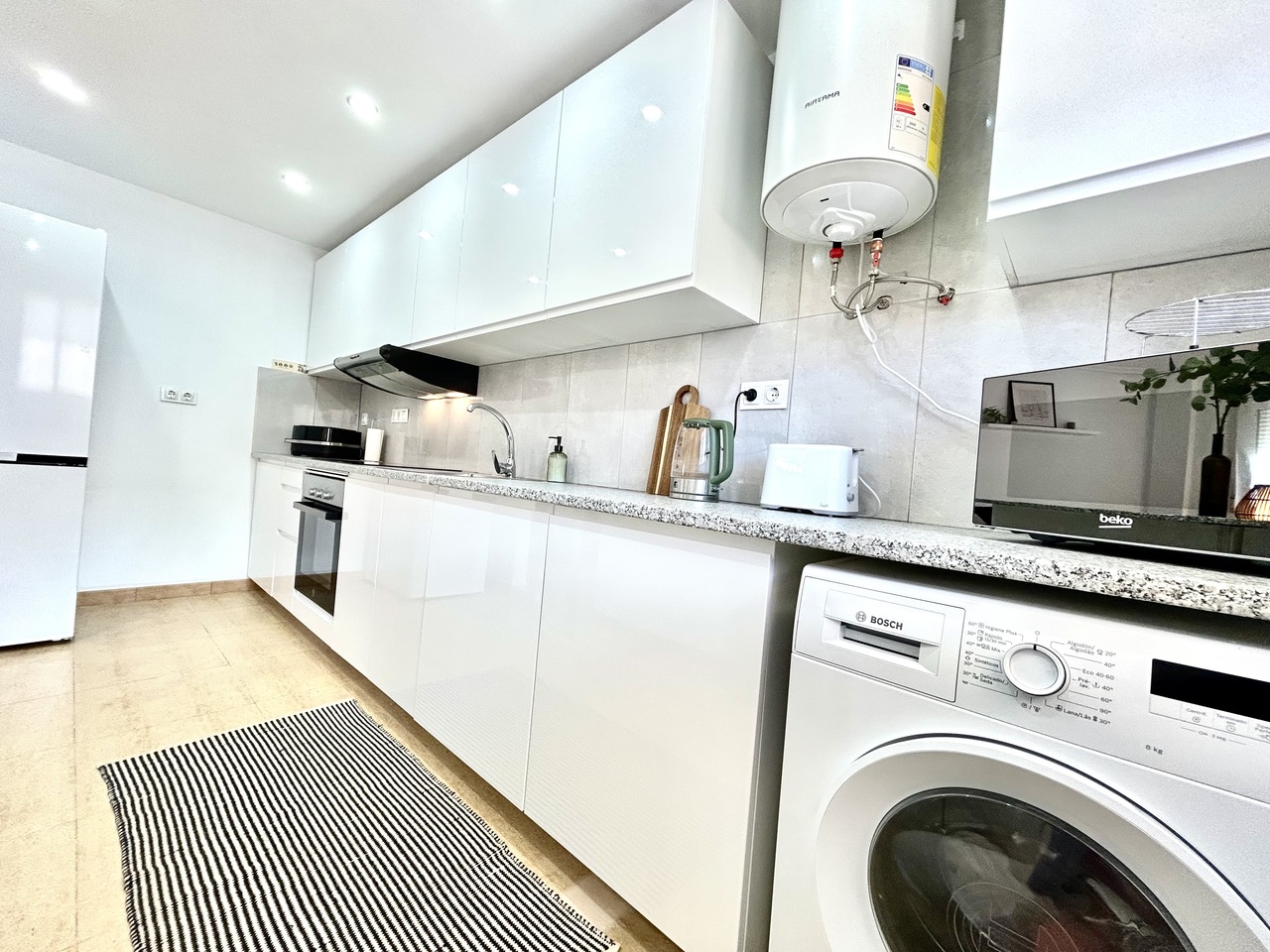 2 Bed, 1 Bath, ApartmentFor Sale, Villamartin, Alicante