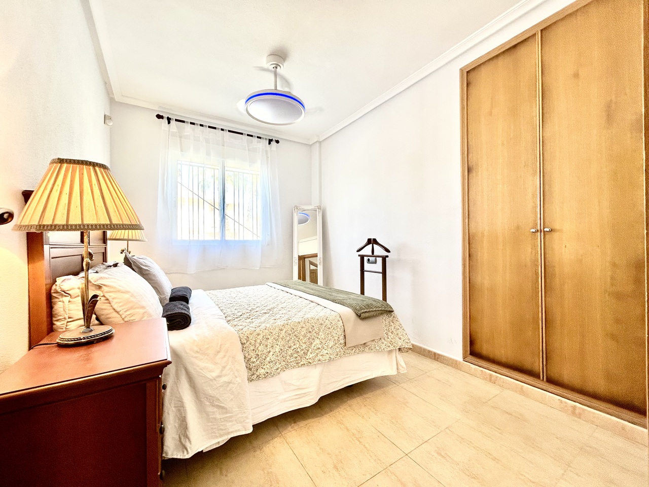 2 Bed, 1 Bath, ApartmentFor Sale, Villamartin, Alicante