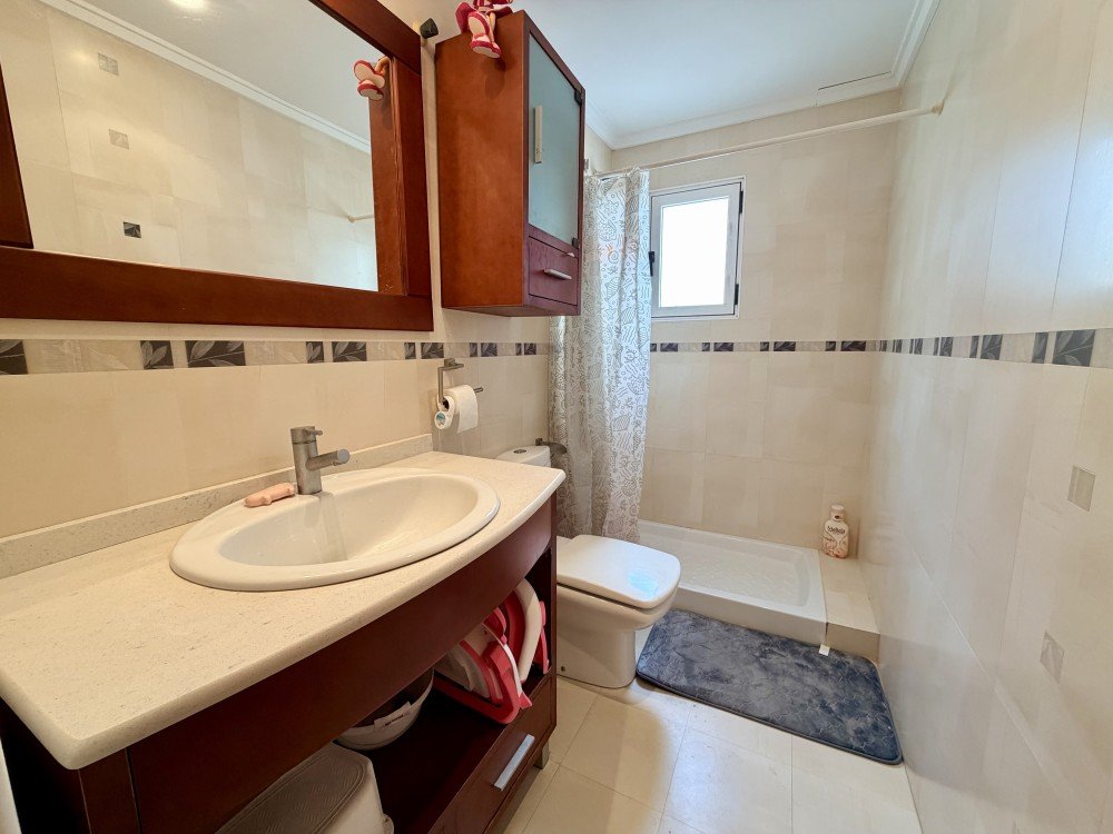 2 Bed, 1 Bath, ApartmentFor Sale, Torrevieja, Alicante