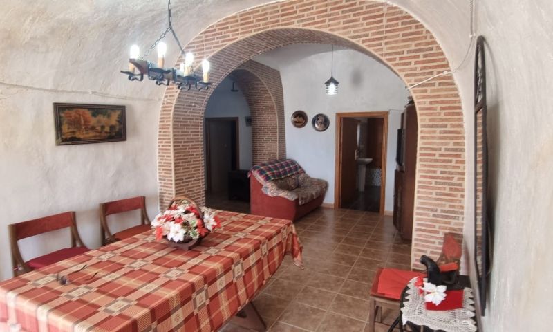 4 Bed, 1 Bath, HouseFor Sale, Hondon De Las Nieves, Alicante