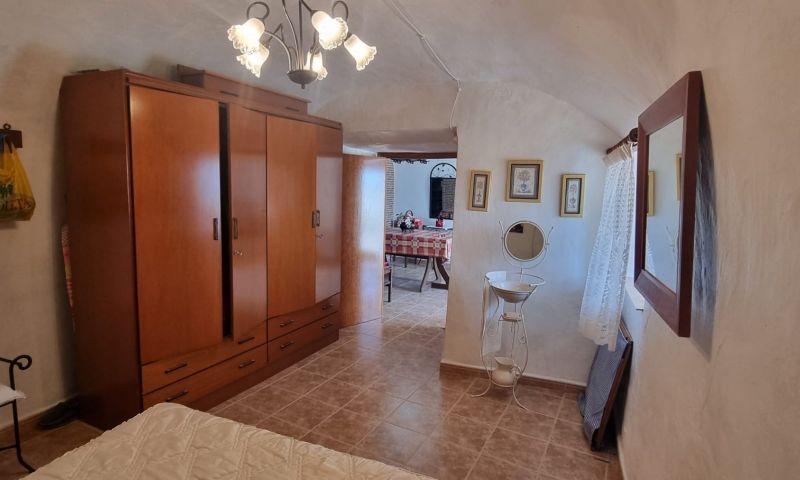 4 Bed, 1 Bath, HouseFor Sale, Hondon De Las Nieves, Alicante
