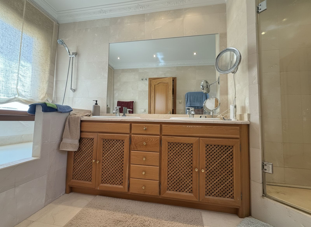 5 Bed, 5 Bath, HouseFor Sale, La Quinta, Malaga