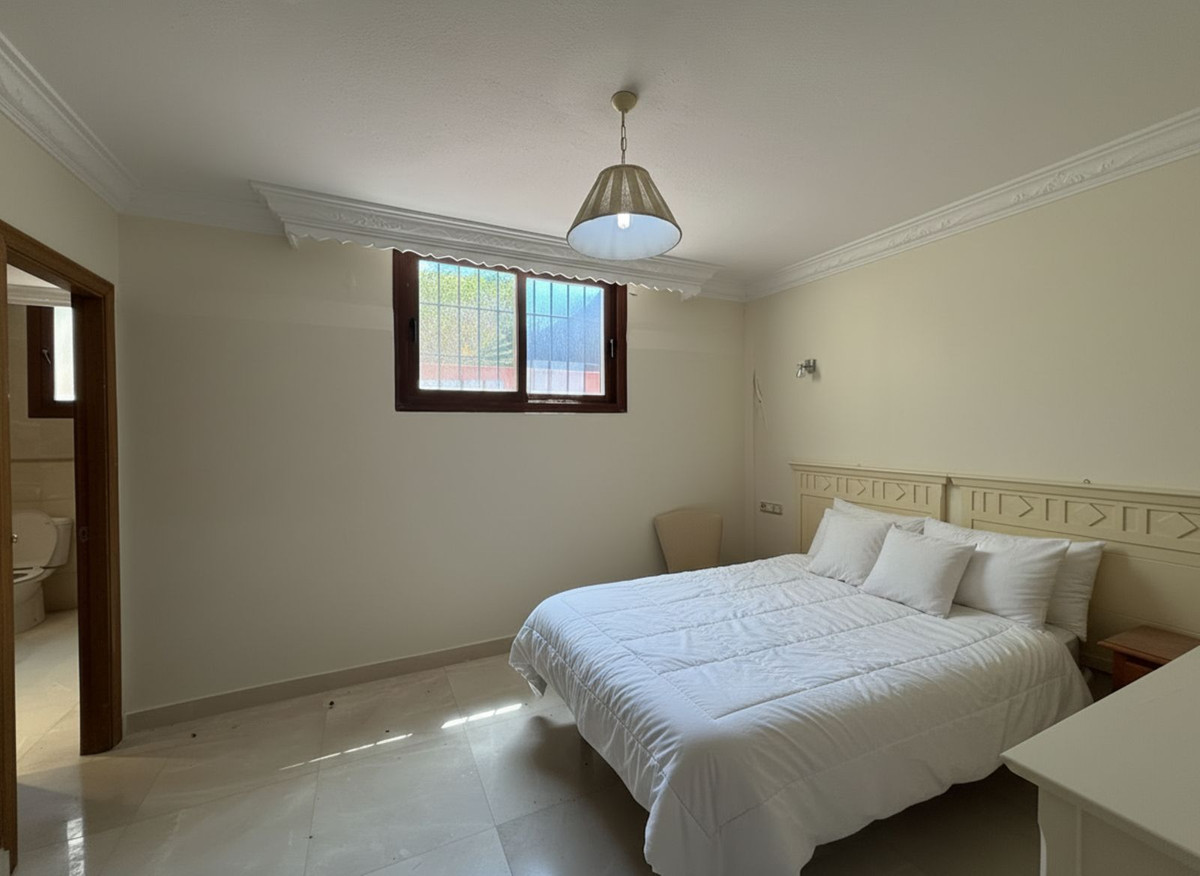 5 Bed, 5 Bath, HouseFor Sale, La Quinta, Malaga