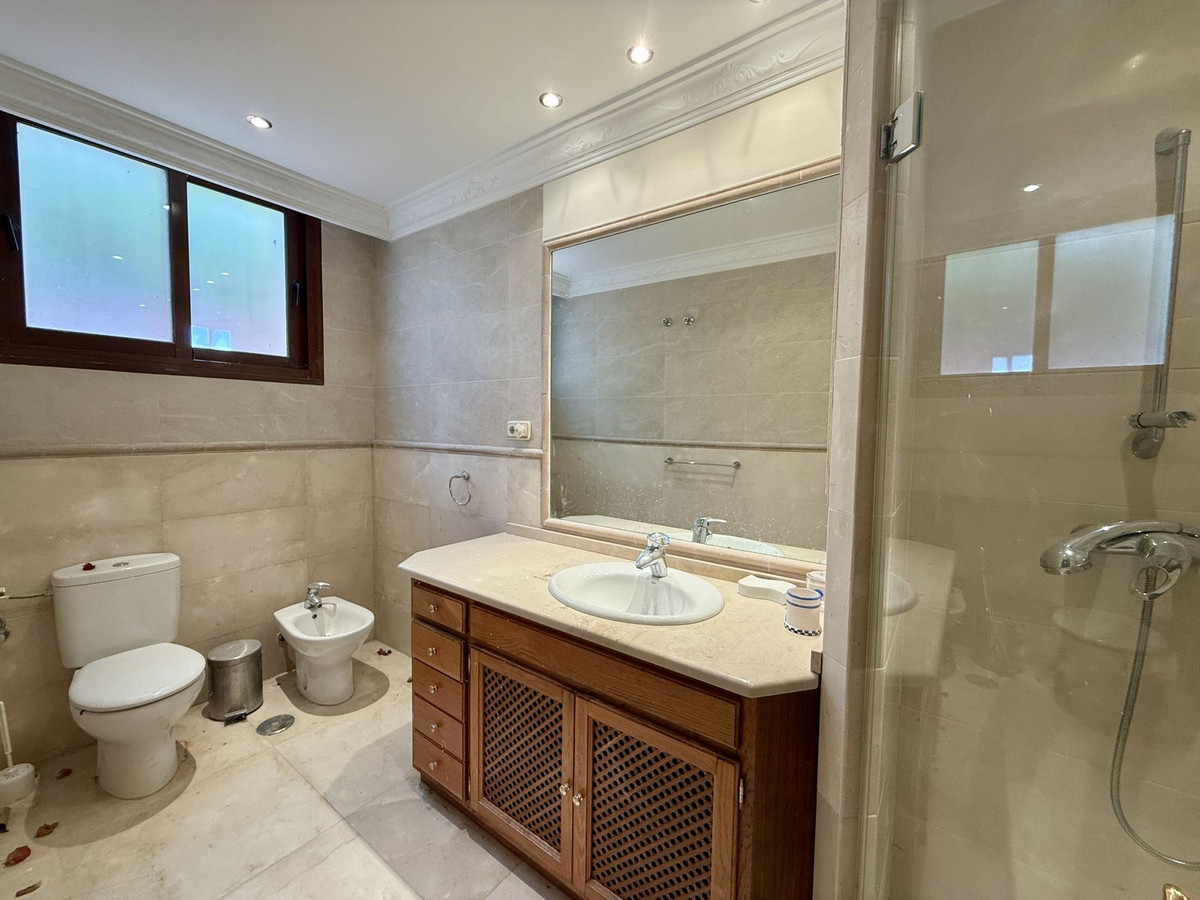 5 Bed, 5 Bath, HouseFor Sale, La Quinta, Malaga