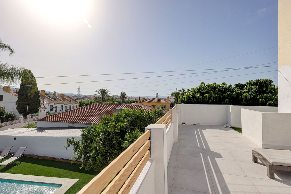6 Bed, 5 Bath, HouseFor Sale, Marbella, Malaga