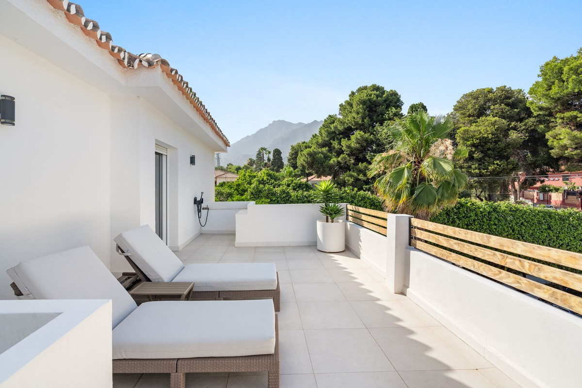 6 Bed, 5 Bath, HouseFor Sale, Marbella, Malaga