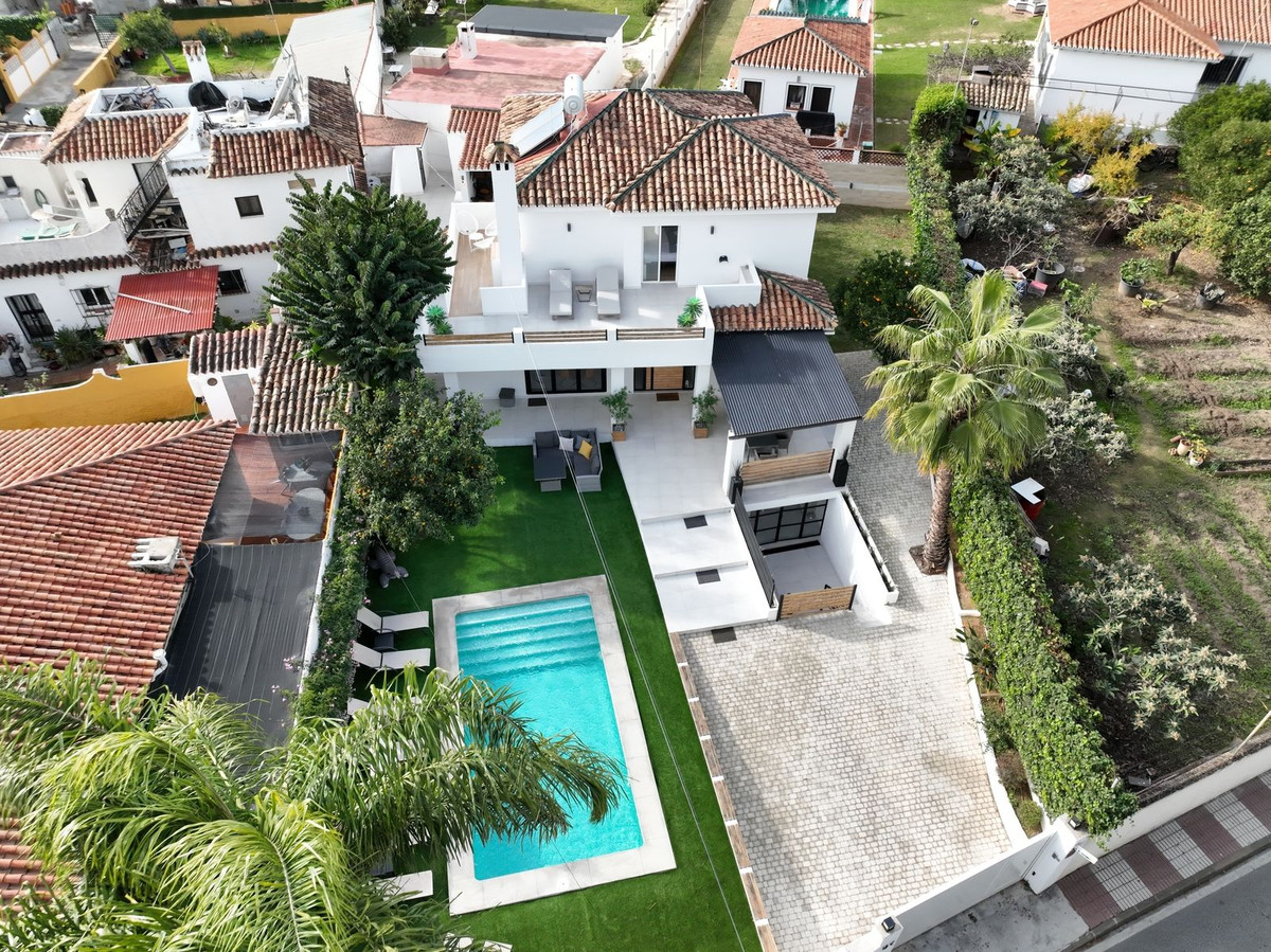 6 Bed, 5 Bath, HouseFor Sale, Marbella, Malaga