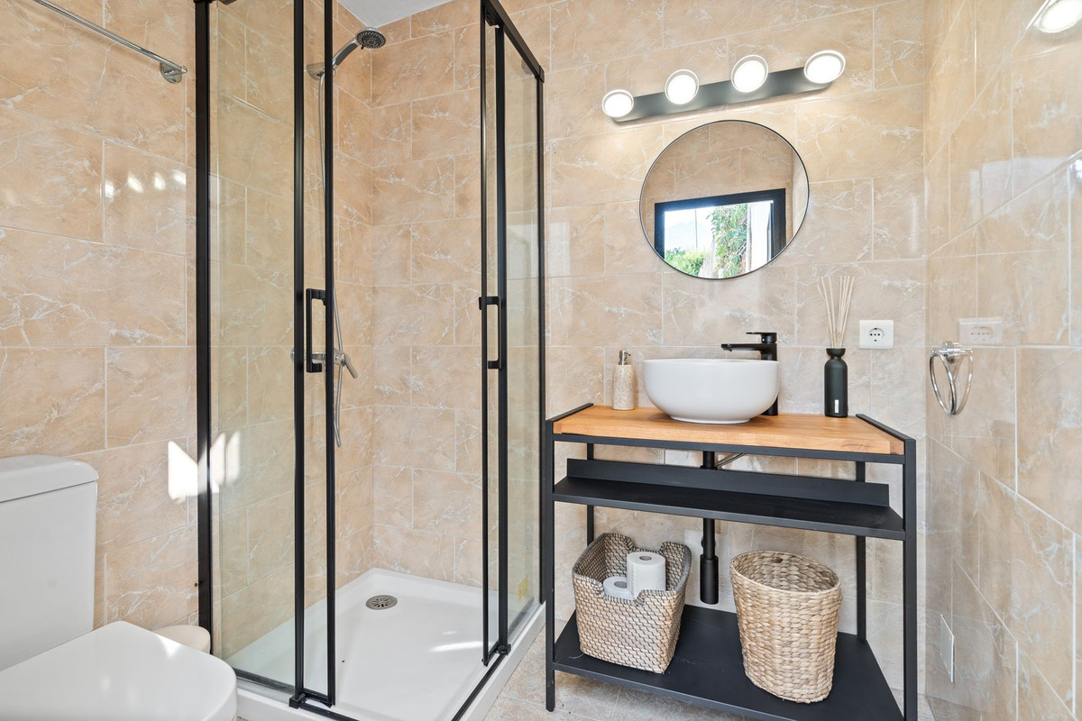 6 Bed, 5 Bath, HouseFor Sale, Marbella, Malaga